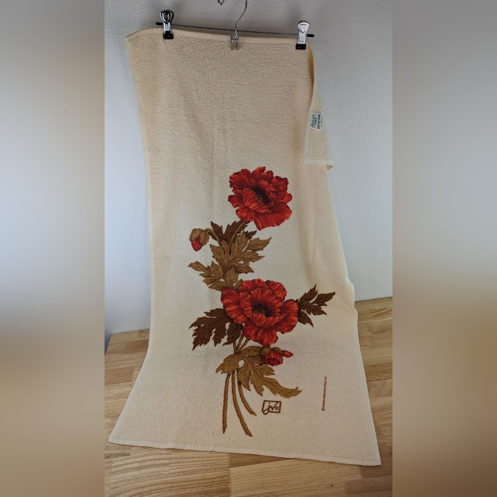 Vintage Gibson Greeting Card floral bath towel